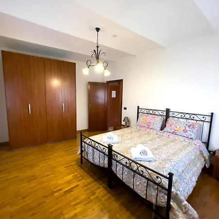 Flowers & Angels Апартаменты Санта-Мария-дельи-Анджели-э-деи-Мартири